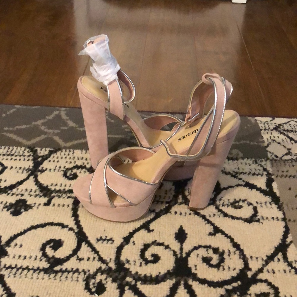 Dress sandals